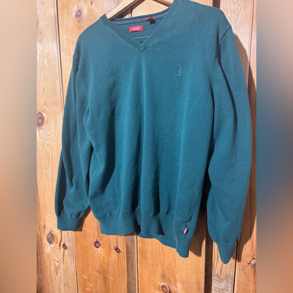 Izod Men's Forest Green V-Neck Pullover Sweater